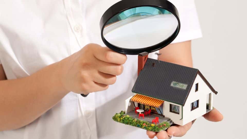 ההשפעה של בדק בית על ערך הנכס: איך זה יכול להשפיע על תהליך הקנייה או המכירה שלך